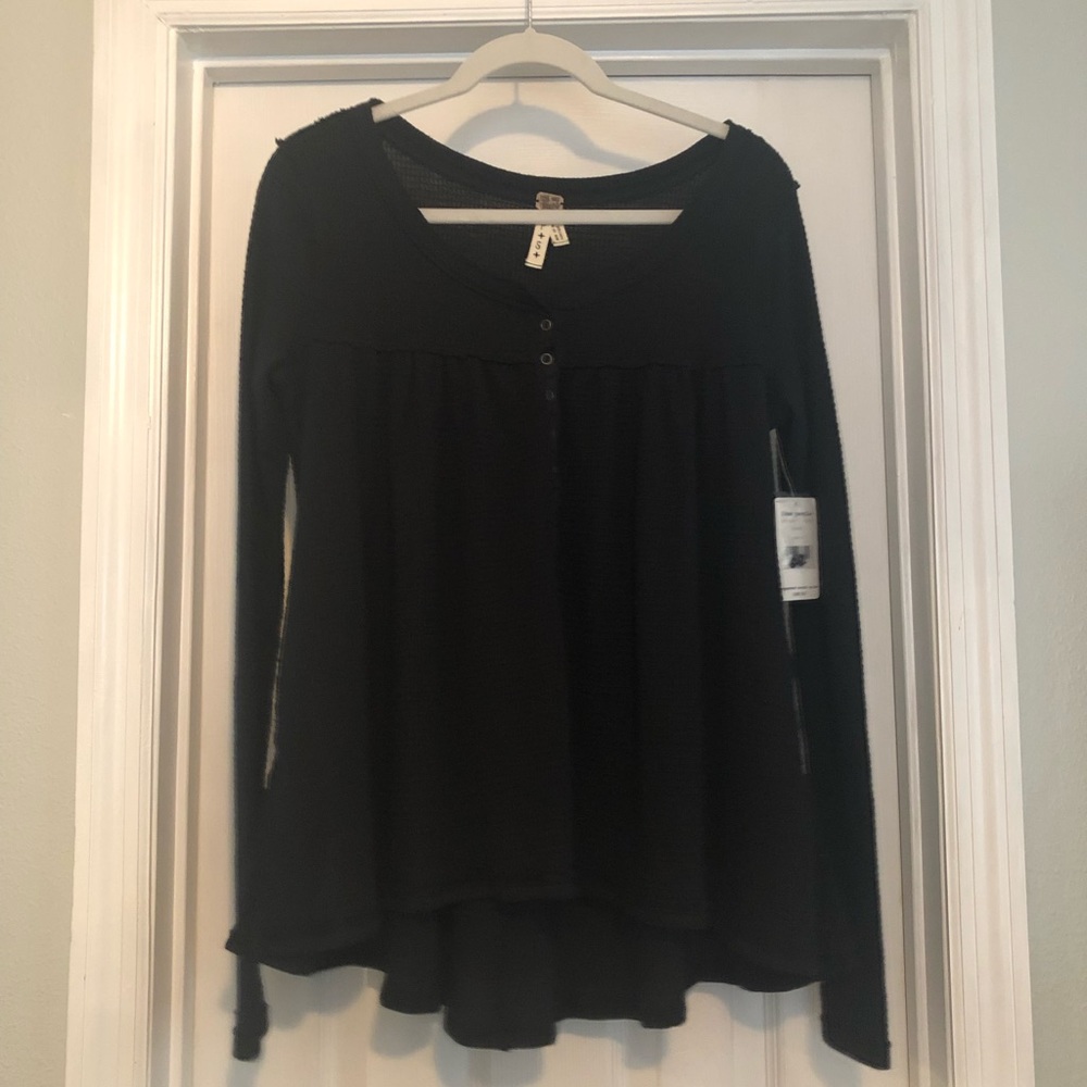 Free People Kai Henley Long Sleeve NWT - Picture 2 of 3